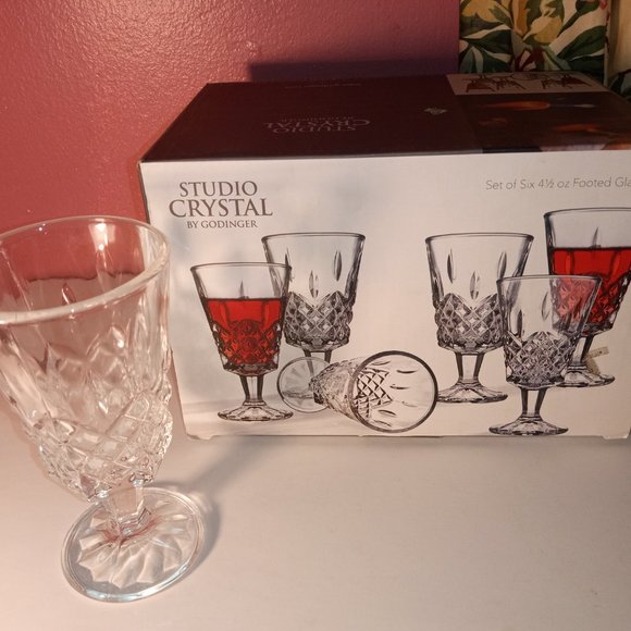 STUDIO FINE CRYSTAL 4 1/2 oz FOOTED CLEAR GLASSES BY GODINGER - Picture 8 of 12